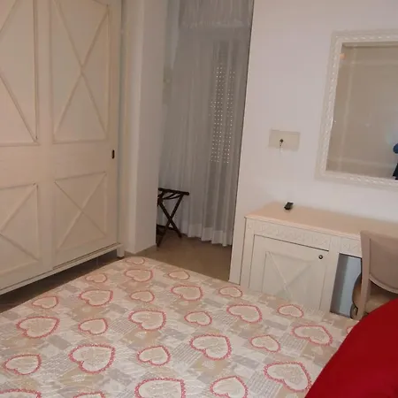 Hotel Explorer 3*