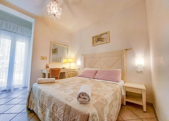 Otel Explorer Cervia