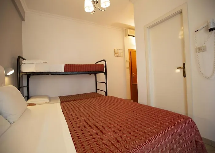 Explorer Otel Cervia