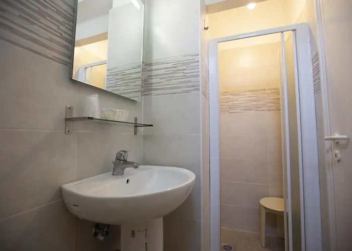 Explorer Otel Cervia